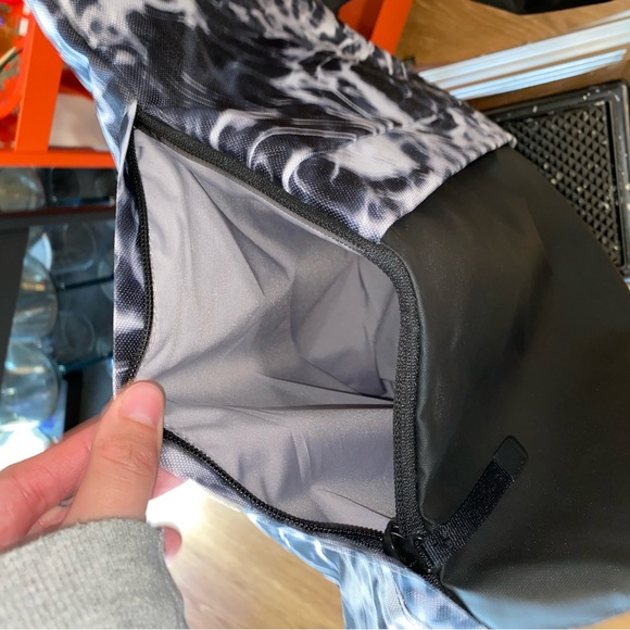 Nike Tote Bag - Picture 5 of 5